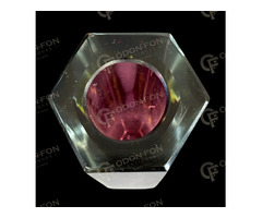 Színtelen–sárga–bíbor üvegváza