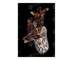 Nyakatekert zsiráfszerelem kisplasztika