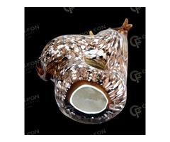 Nyakatekert zsiráfszerelem kisplasztika