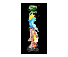 Zöld sapkás, álló bohóc figura – kisplasztika