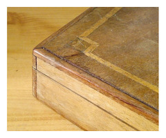 Furnérozott diófa ládika, mozdonyos fotóval, ékszeres, gyöngyöző ládikának, varródoboznak