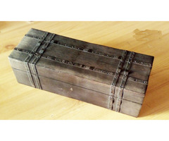 Pántolt, ékszeres ládika, rekeszes igényesen megmunkált darab