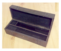 Pántolt, ékszeres ládika, rekeszes igényesen megmunkált darab