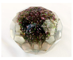 Régi kézi csiszolású nagy méretű íróasztali levélnehezék, levendula bokorral. 19. század vége