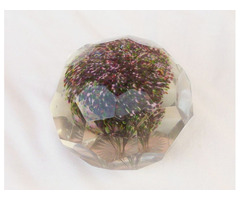 Régi kézi csiszolású nagy méretű íróasztali levélnehezék, levendula bokorral. 19. század vége