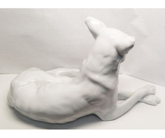 Herendi nagy méretű fekvő kutya porcelán figura, fehér mázas, jelzett számozott
