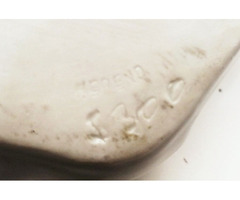 Herendi nagy méretű fekvő kutya porcelán figura, fehér mázas, jelzett számozott