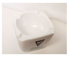 Bavaria négy oldalán mintázott porcelán hamuzó edényke készlet 10db. egyben