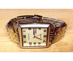 Szputnyik Quartz elegáns divatos férfi karóra, aranyozott fém csat, újszerű állapot