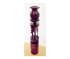 Egzotikus kézműves faragvány. Legelésző zsiráf, afrikai keményfa gyertyatartó