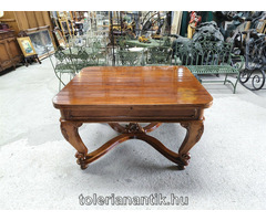 Bécsi barokk kihúzhatós étkezőasztal