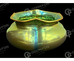 Zsolnay 4 gerezdes kaspó