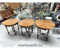 Kerek ónémet szalonasztal