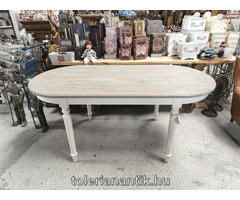 Fehérlábas ovális asztal antikolt szürke lappal