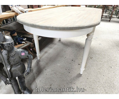 Fehérlábas ovális asztal antikolt szürke lappal