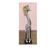 Sörényes zebra kézműves faszobor Indonéziából. Egzotikus dekoráció