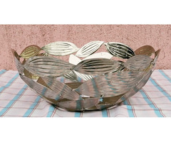 Ezüstözött babérleveles gyümölcstál. Franciaországból