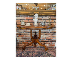 NeoBarokk Konzol asztal.