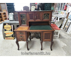 Szecessziós felépítményes íróasztal