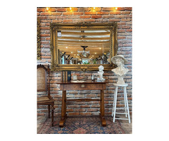 Restaurált térbe helyezhető Biedermeier Íróasztal.