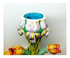 Tulipános majolika váza, egyedi különlegesség