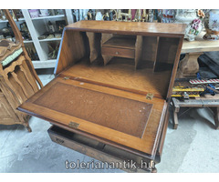 Jó állapotú Mérete:81x47x92