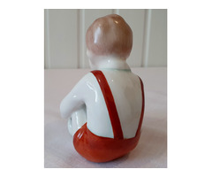 Öltözködő kisfiú Aquincumi antik porcelán figura eladó !