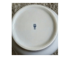 Zsolnay népi motívumos váza – Piros-fekete mintás, hibátlan